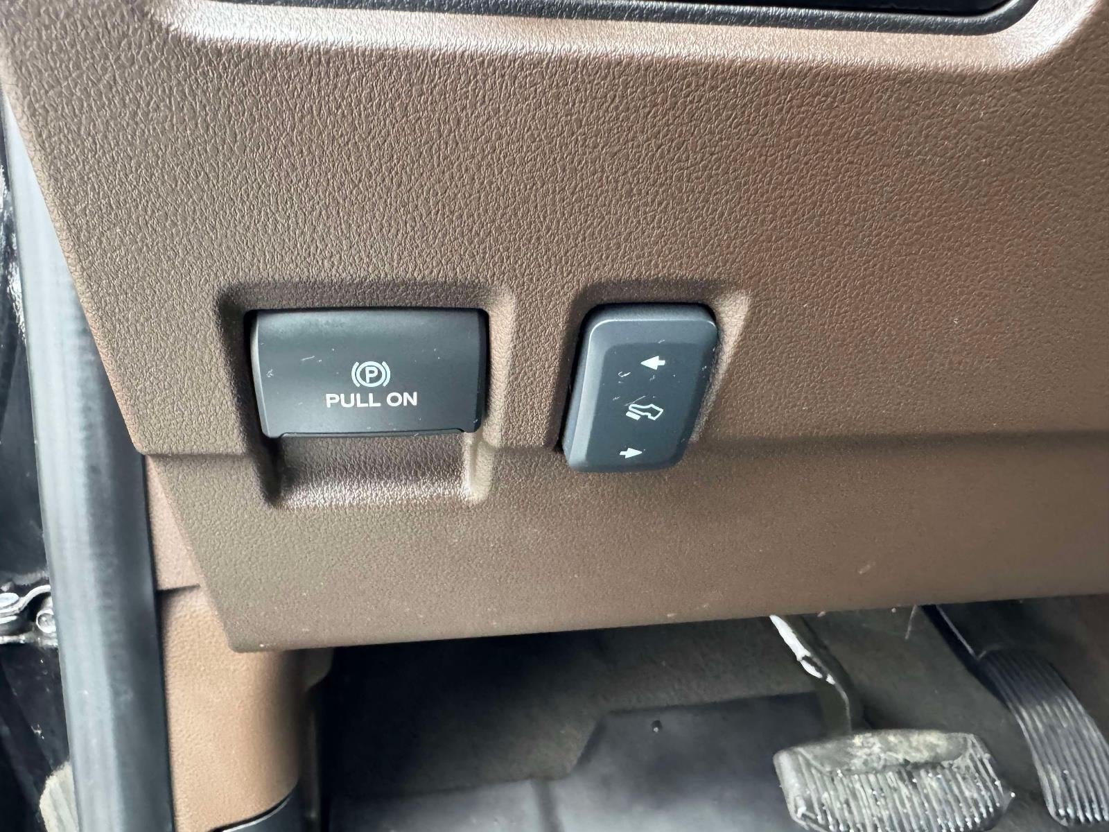 2023 Ford F-450SD King Ranch DRW