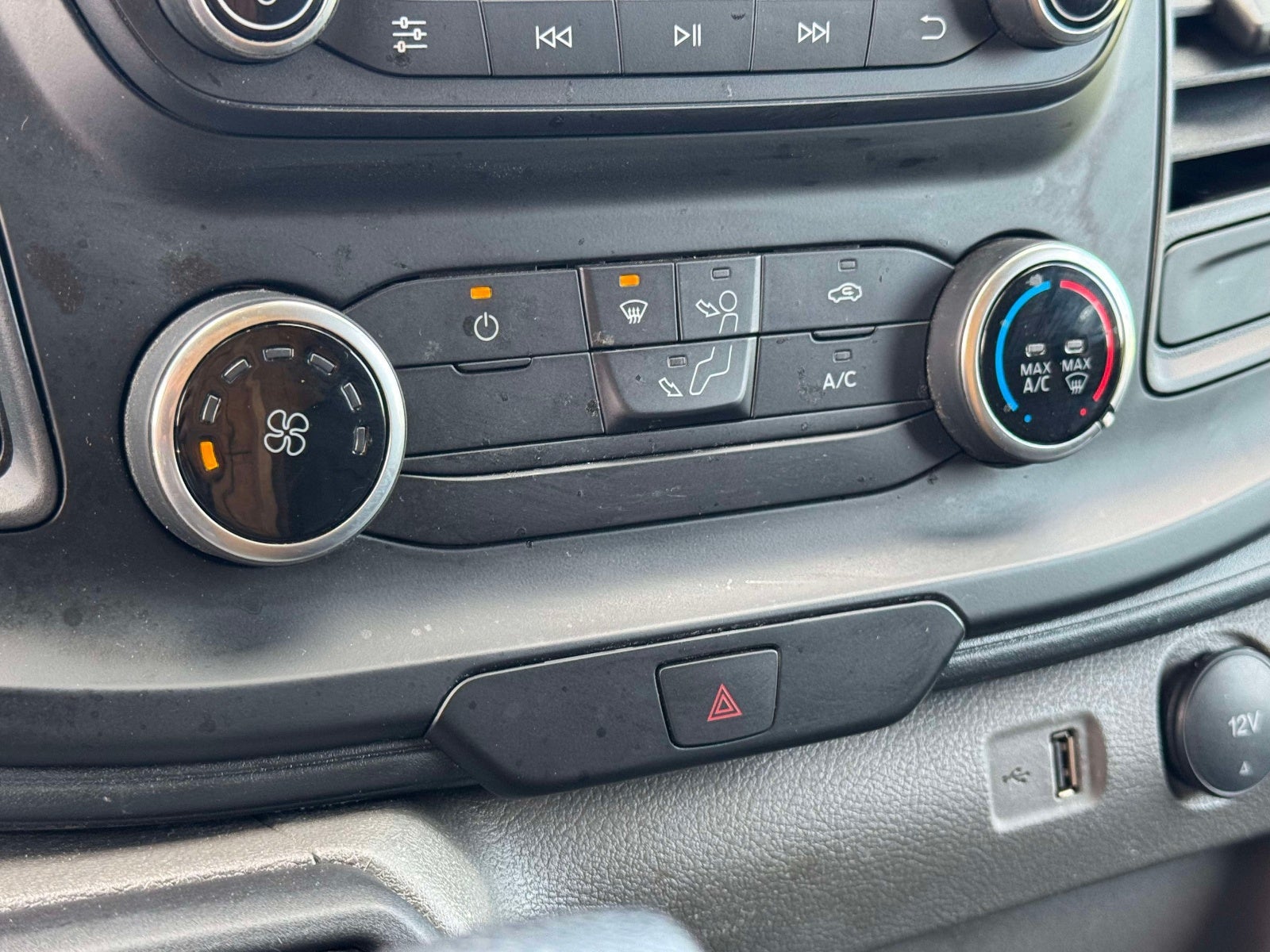 2023 Ford Transit-250 Base