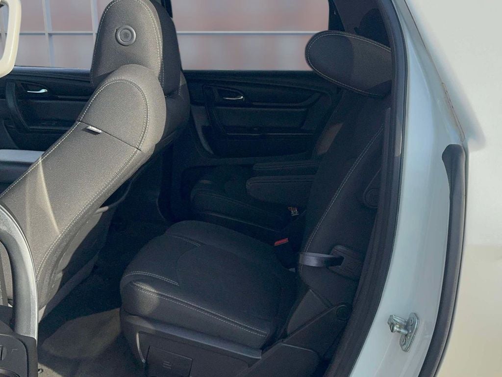 2015 GMC Acadia SLE-2