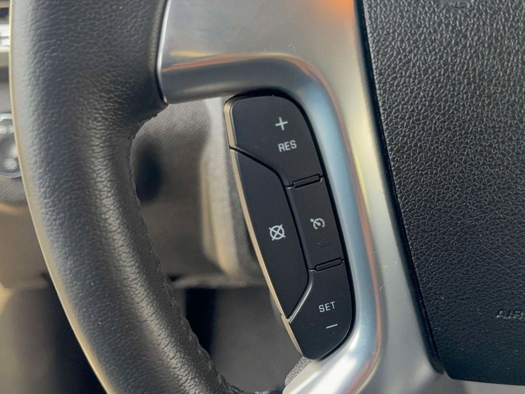 2015 GMC Acadia SLE-2