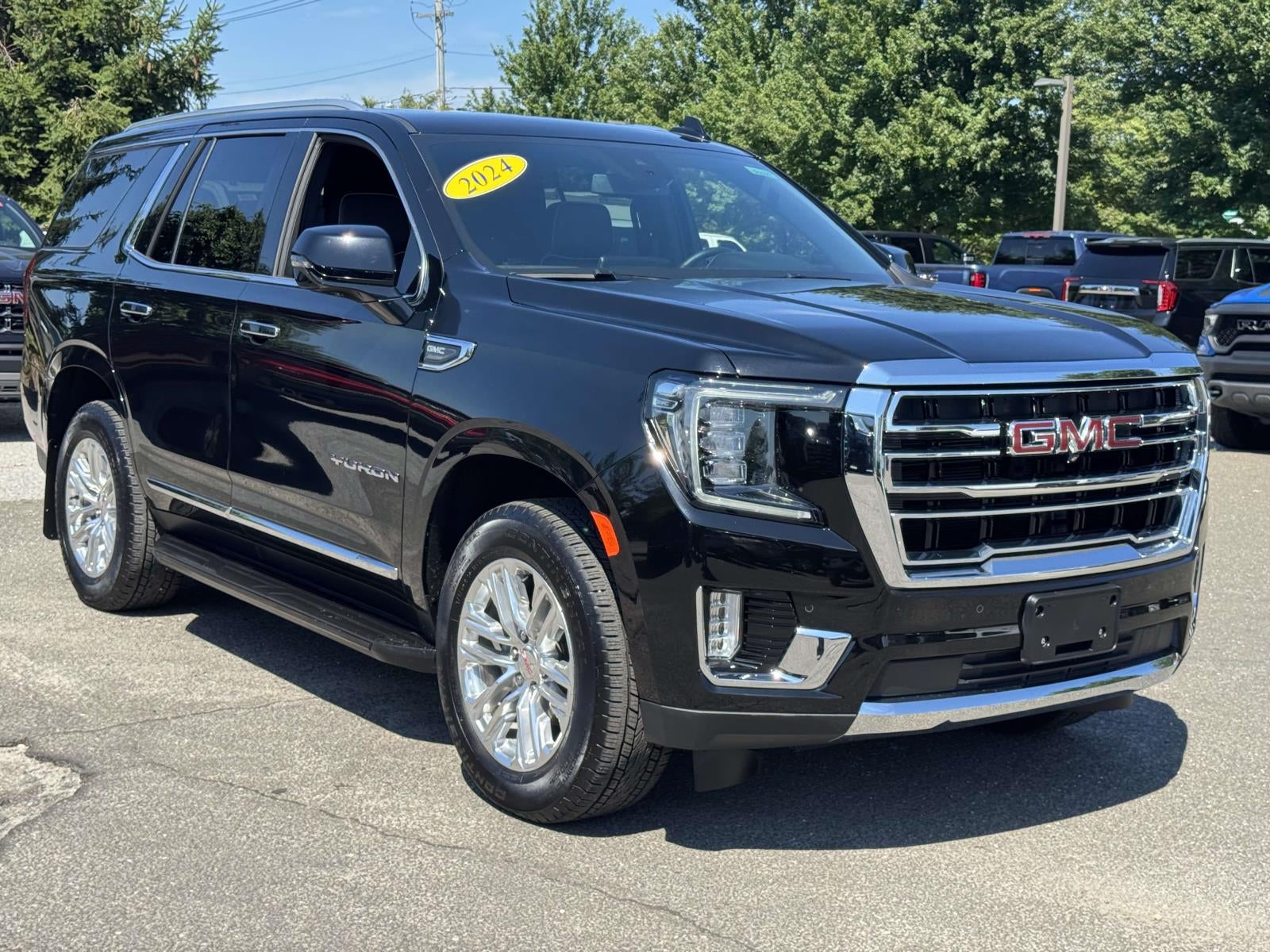 2024 GMC Yukon SLT