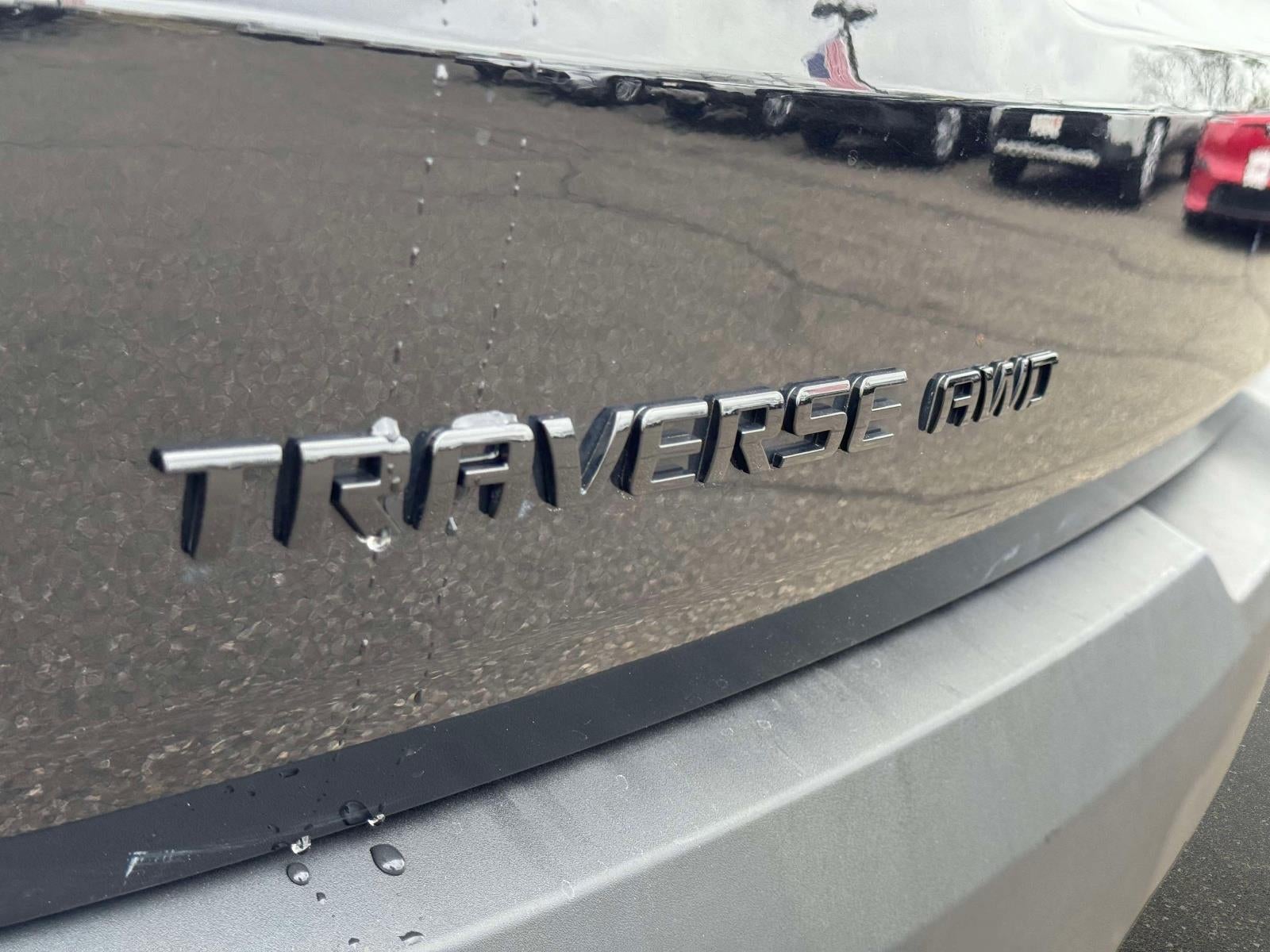 2023 Chevrolet Traverse LT Leather