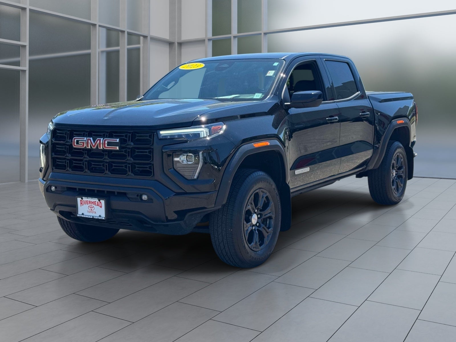 2023 GMC Canyon 2WD Elevation Crew Cab Short Box's photo