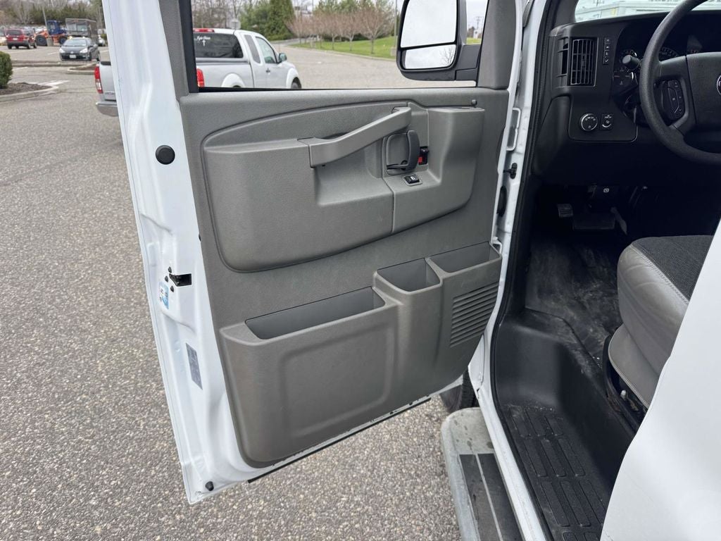 2024 GMC Savana 2500 Work Van