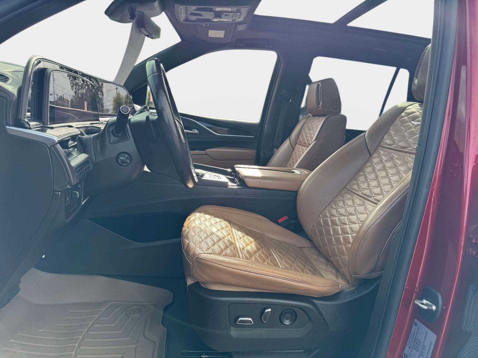 2022 Cadillac Escalade Premium Luxury