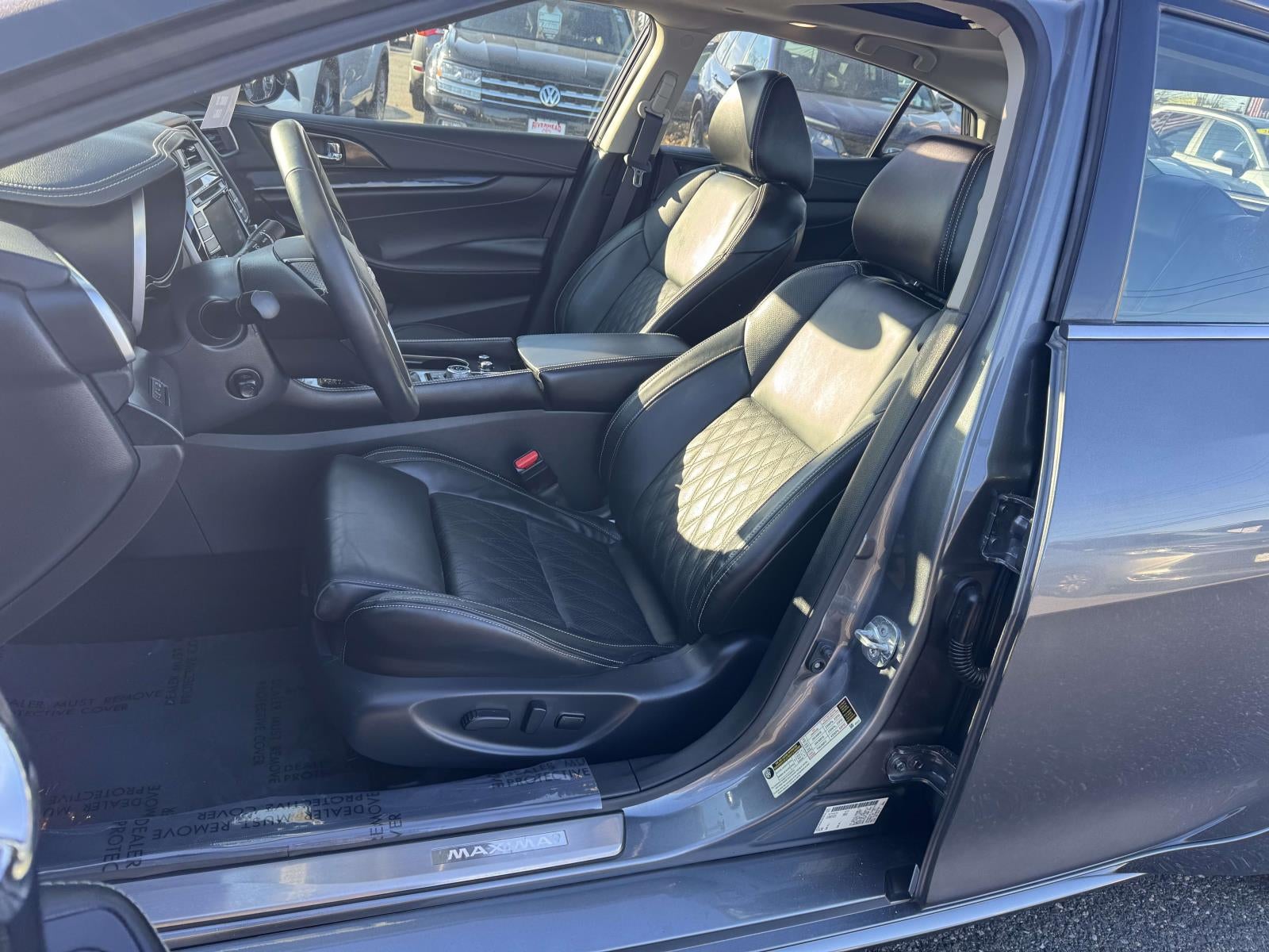 2023 Nissan Maxima Platinum