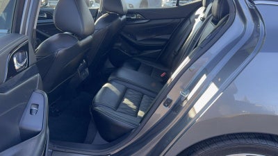 2023 Nissan Maxima Platinum
