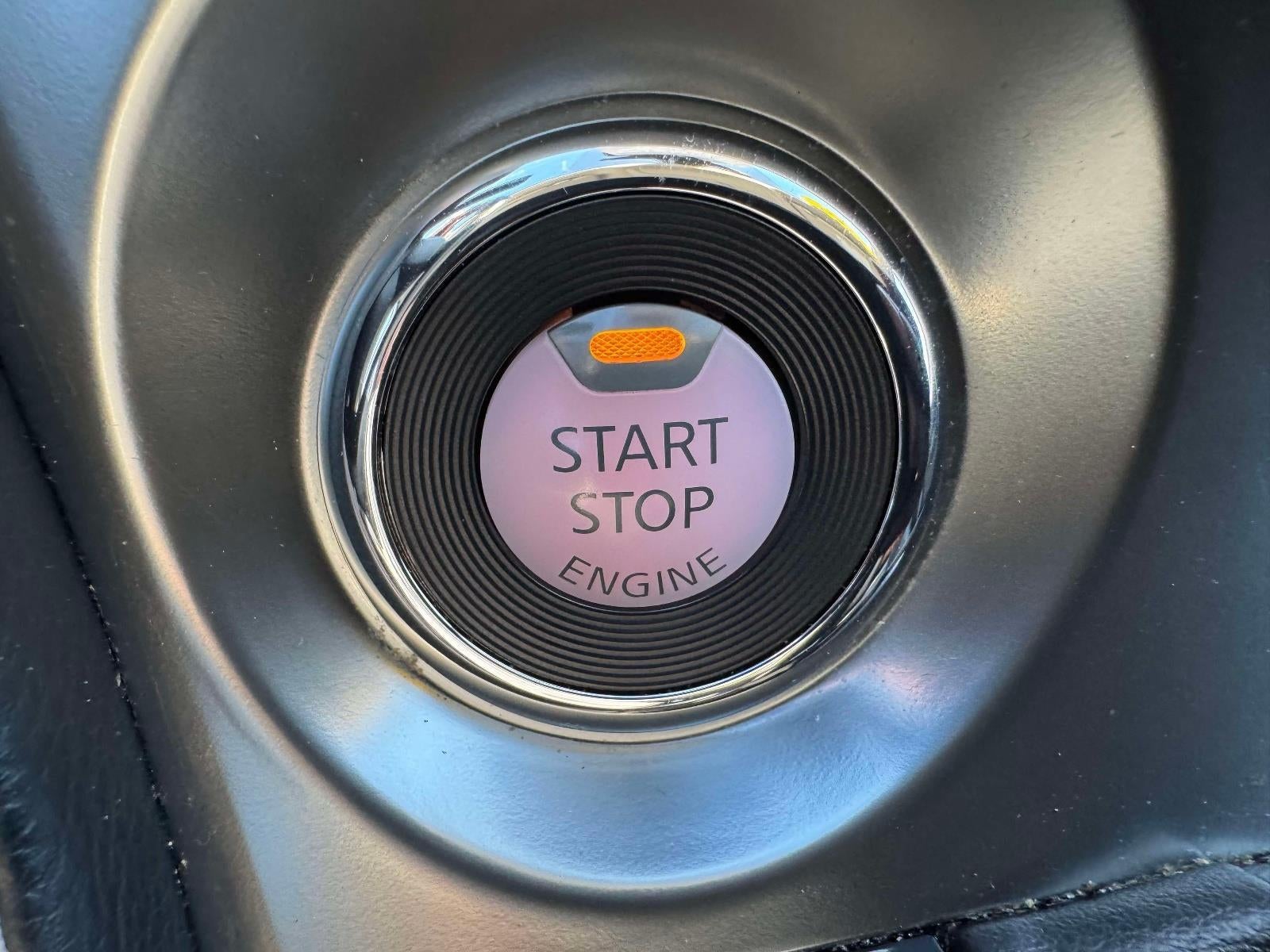 2023 Nissan Maxima Platinum