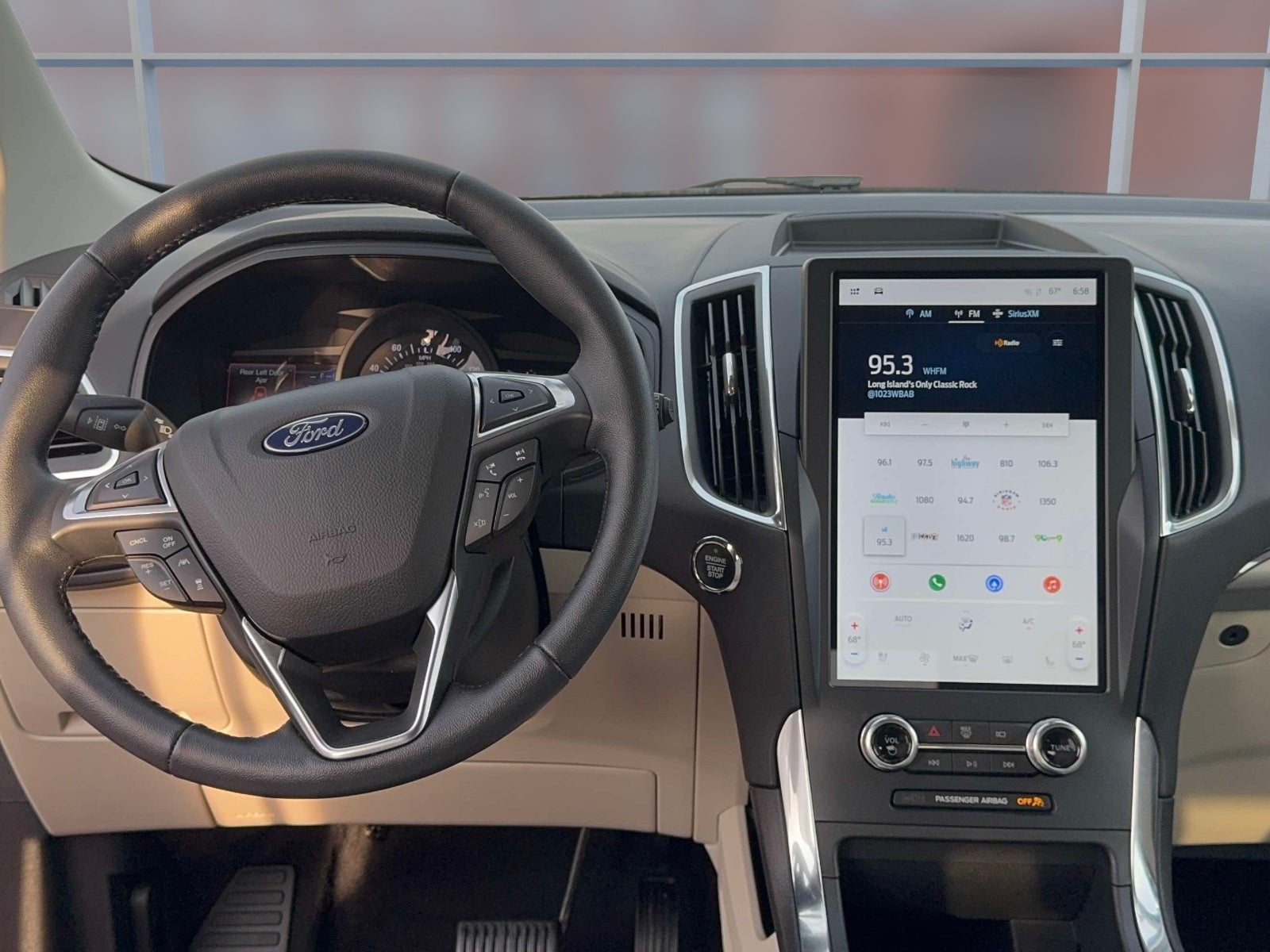 2023 Ford Edge Titanium