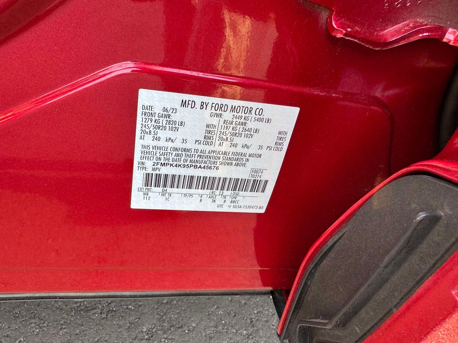 2023 Ford Edge Titanium