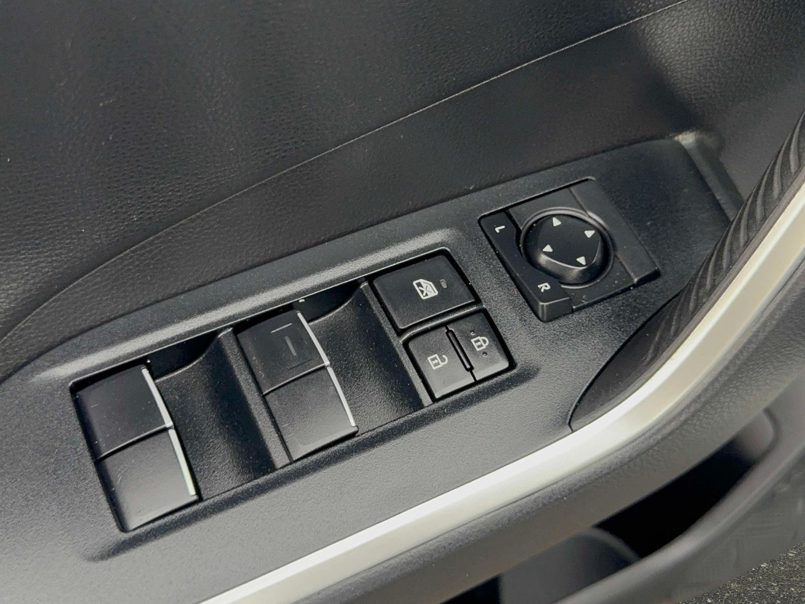 2020 Toyota RAV4 Hybrid Limited