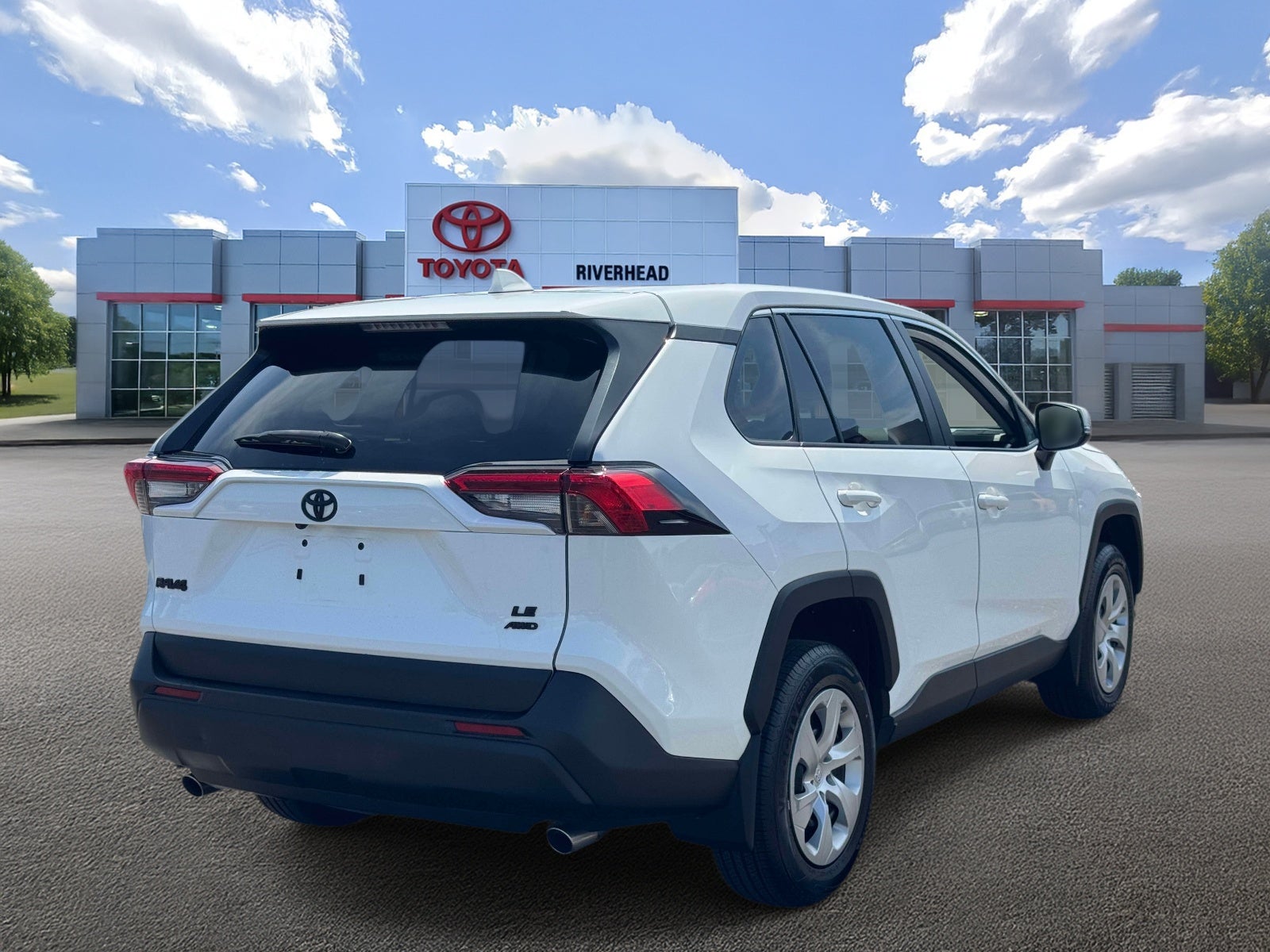 2023 Toyota RAV4 LE