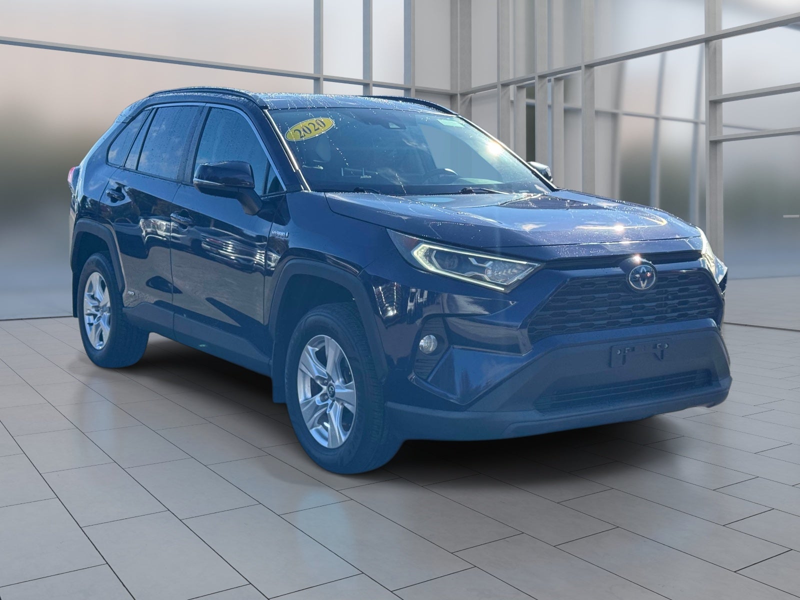 2020 Toyota RAV4 Hybrid XLE