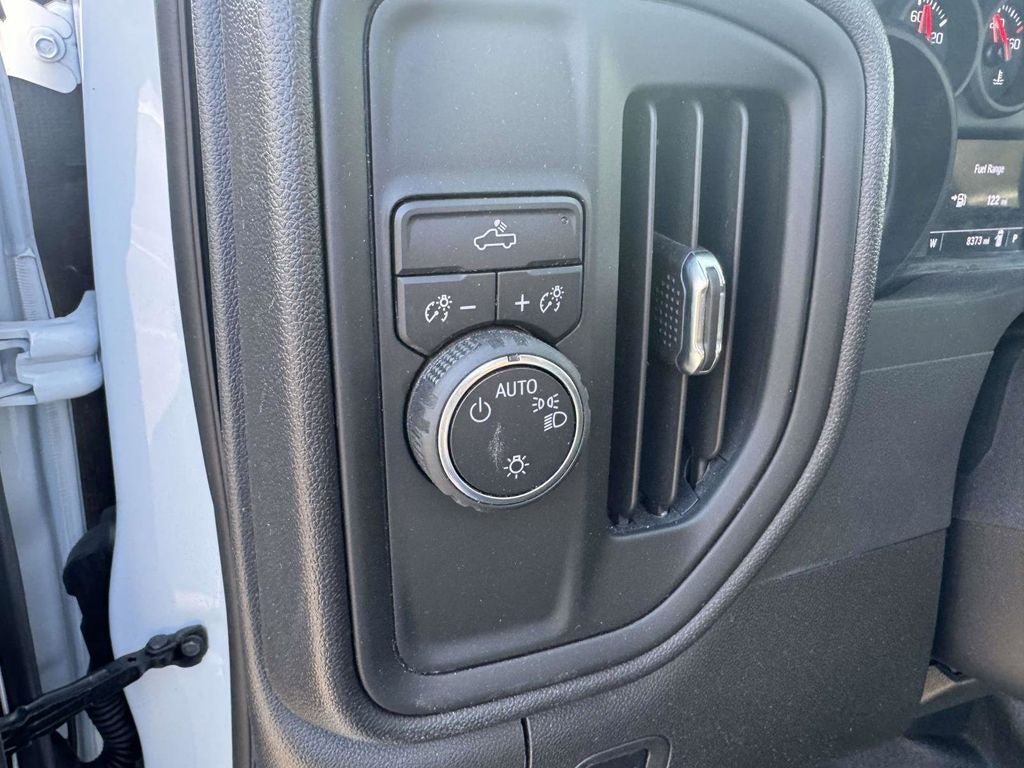 2025 Chevrolet Silverado 1500 WT