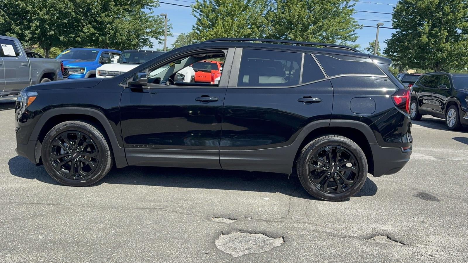 2022 GMC Terrain SLE
