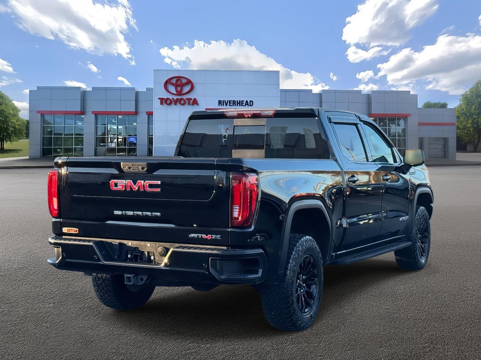 2023 GMC Sierra 1500 AT4X
