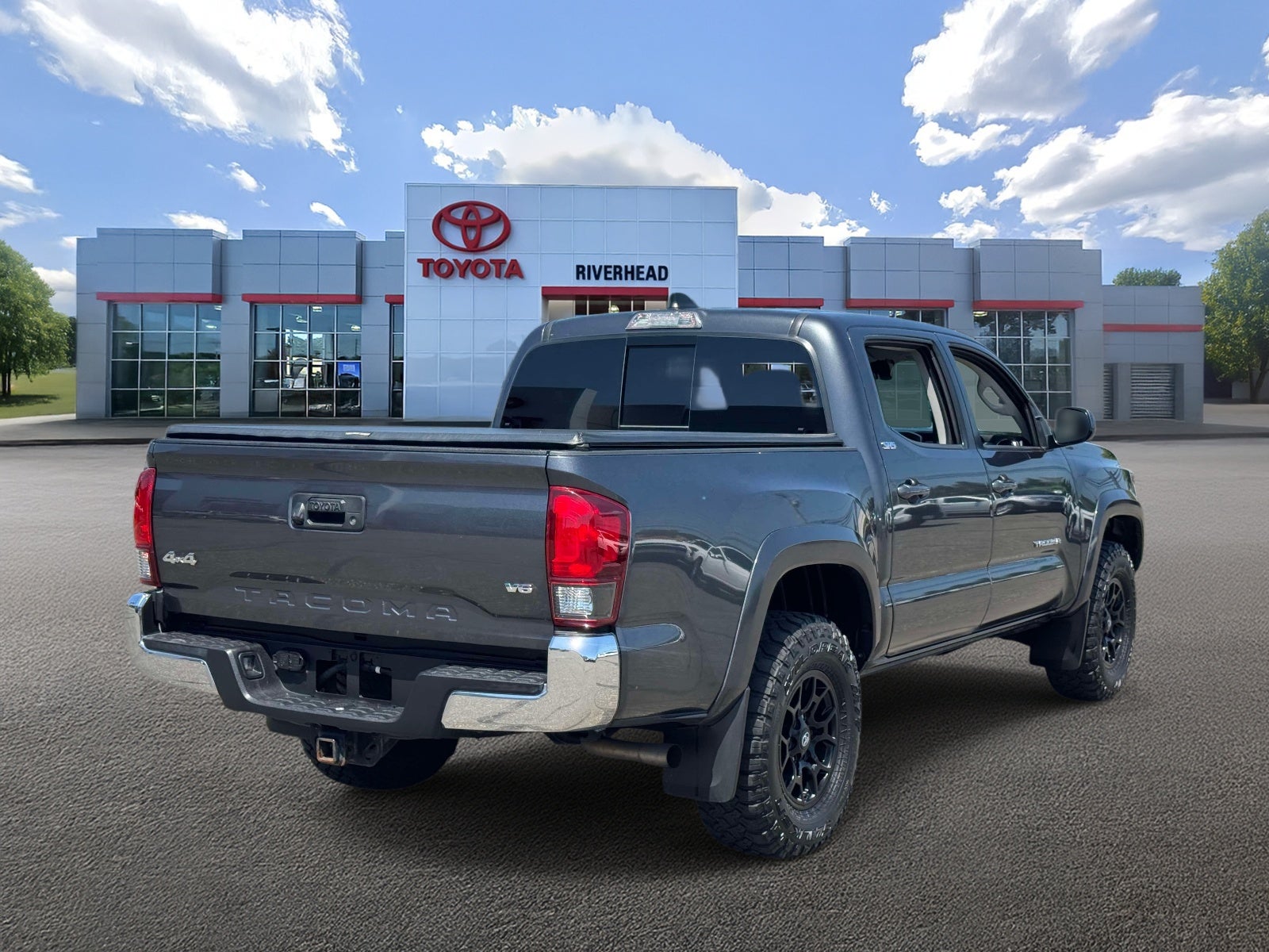 2022 Toyota Tacoma SR5 V6