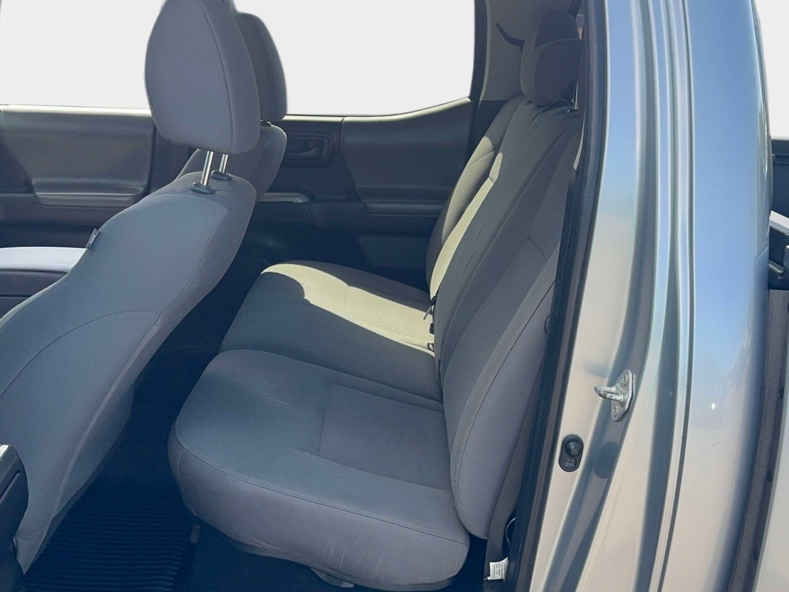2020 Toyota Tacoma SR5 V6