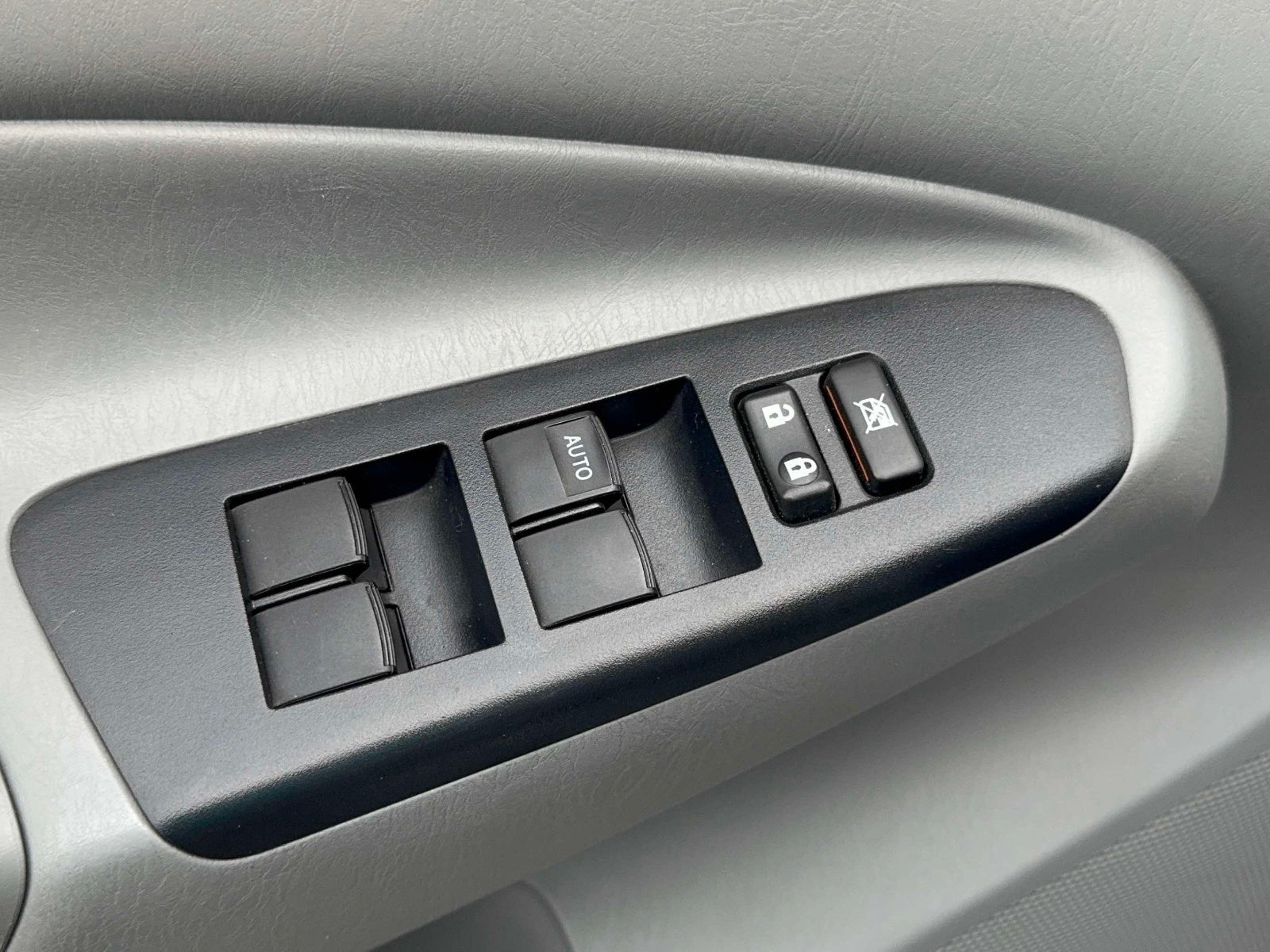 2012 Toyota Tacoma Base V6