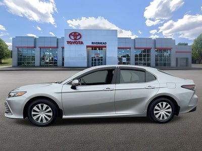 2024 Toyota Camry Hybrid LE