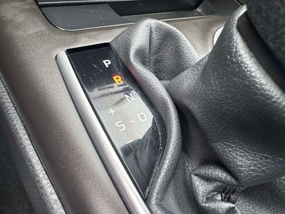 2024 Toyota Camry Hybrid LE