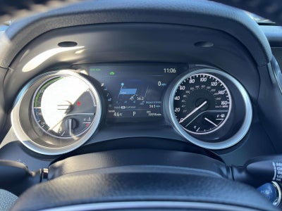 2023 Toyota Camry Hybrid XLE