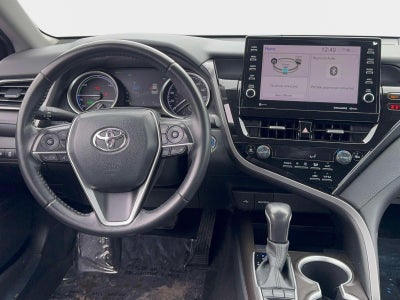 2021 Toyota Camry Hybrid XLE