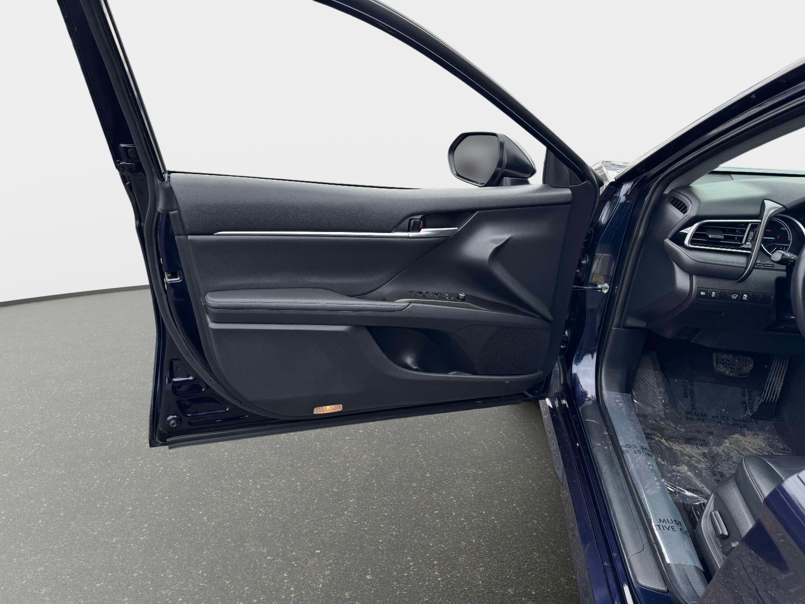 2021 Toyota Camry Hybrid XLE