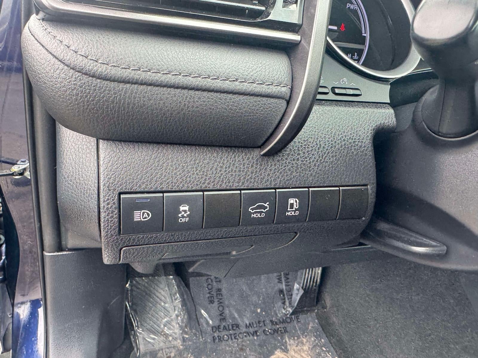 2021 Toyota Camry Hybrid XLE