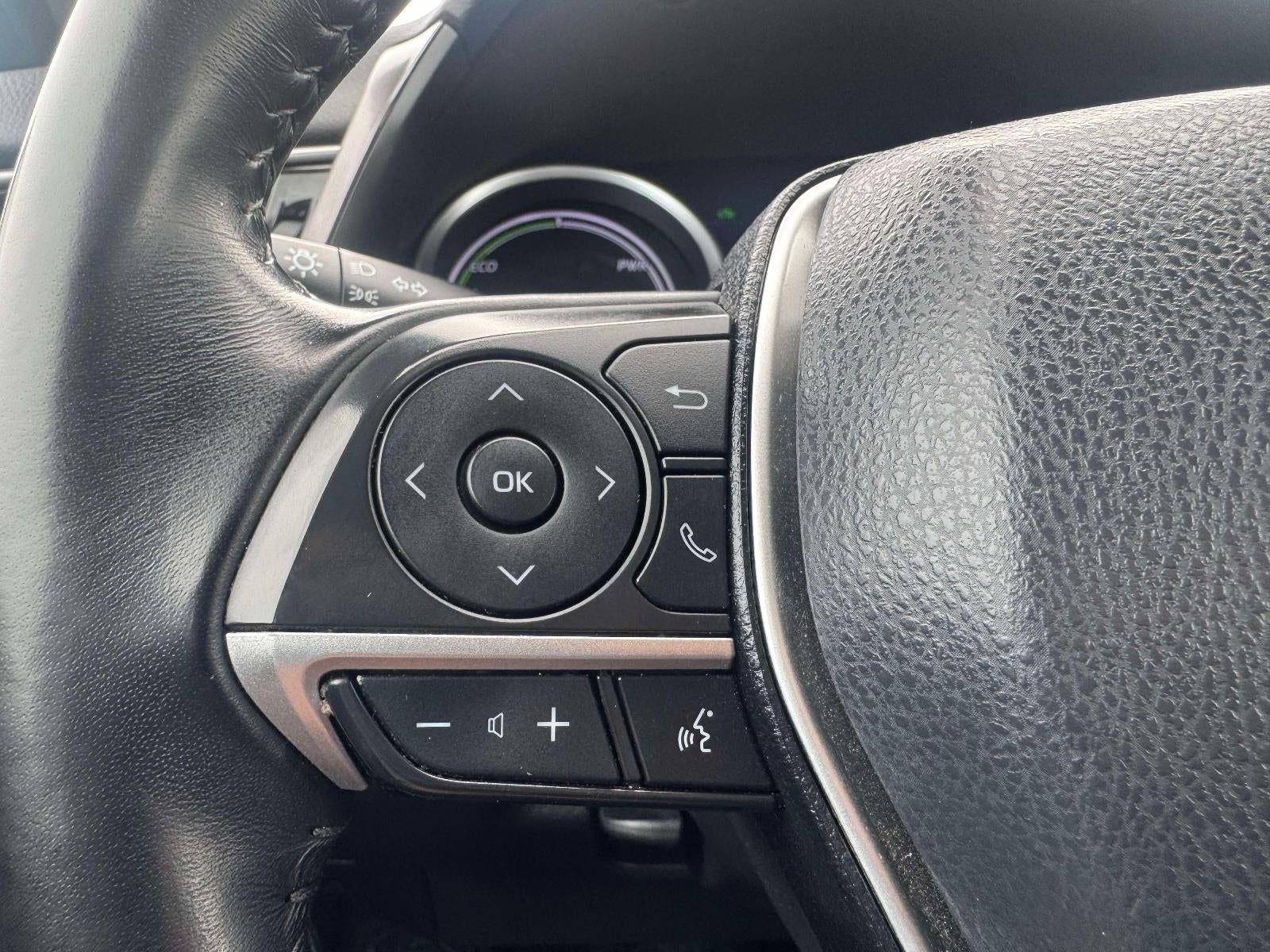 2021 Toyota Camry Hybrid XLE