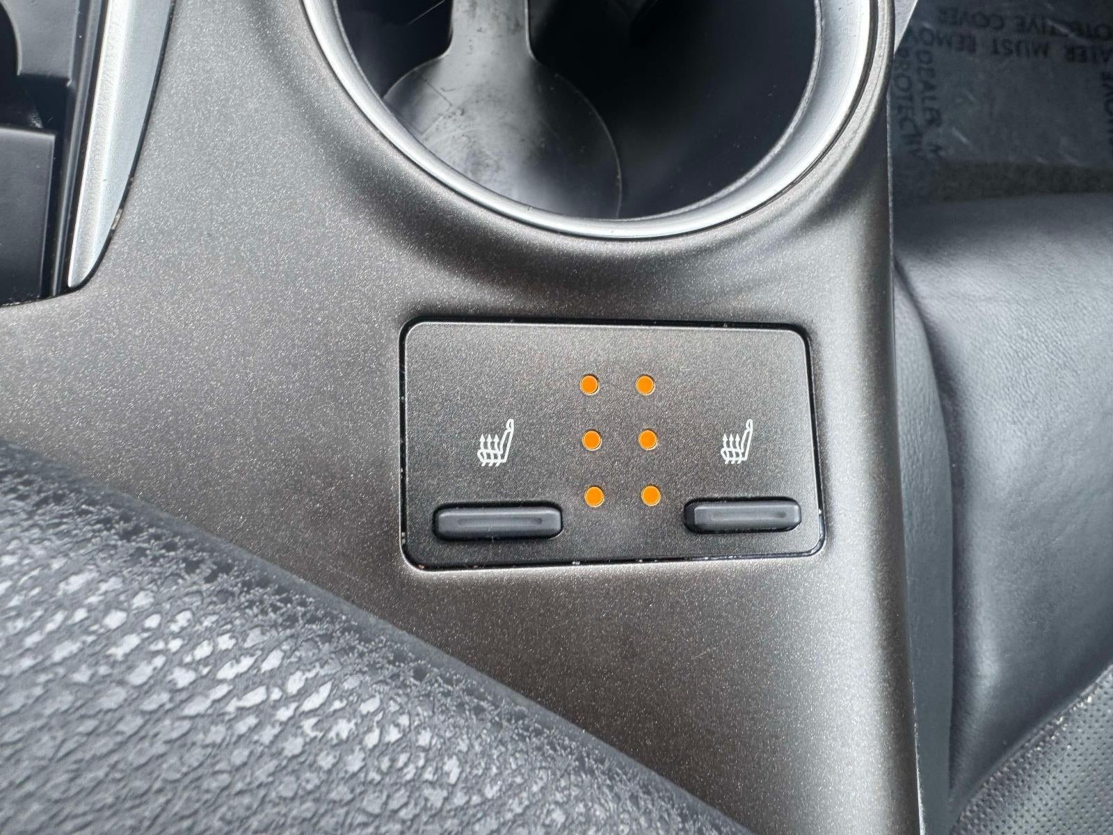 2021 Toyota Camry Hybrid XLE