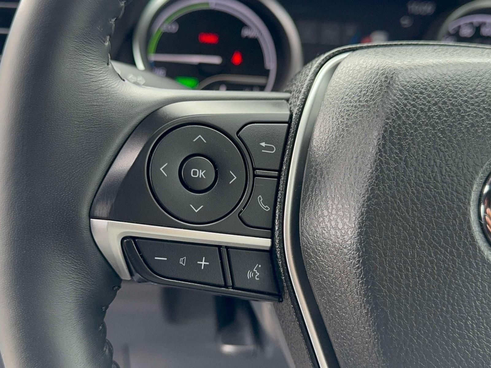 2023 Toyota Camry Hybrid XLE