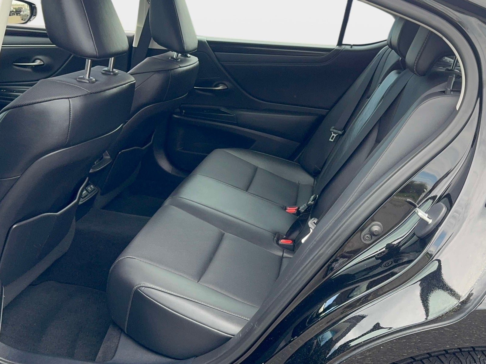 2021 Lexus ES 250