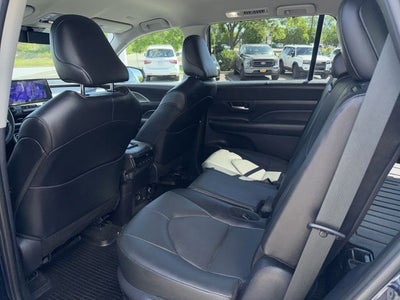 2025 Toyota Grand Highlander XLE