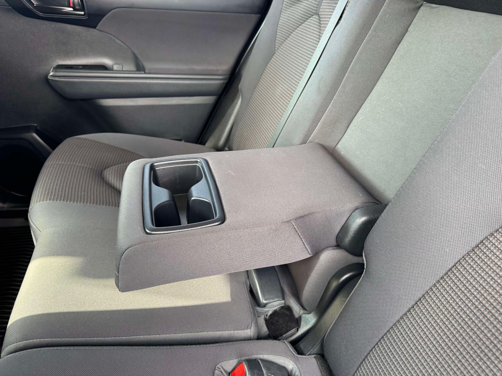 2023 Toyota Highlander Hybrid LE