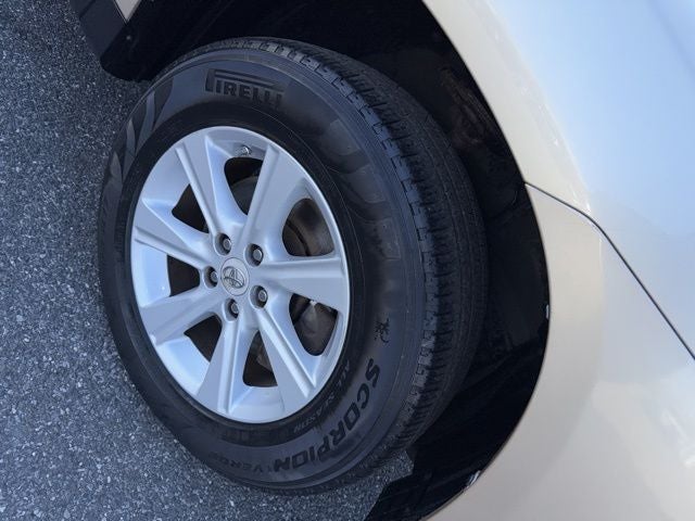 2013 Toyota Highlander Base Plus V6