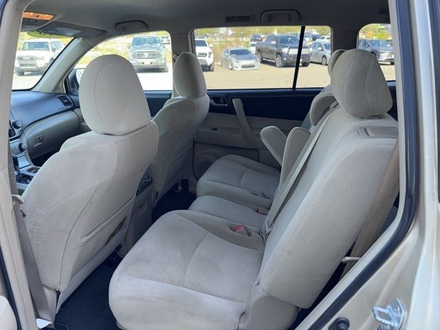 2013 Toyota Highlander Base Plus V6