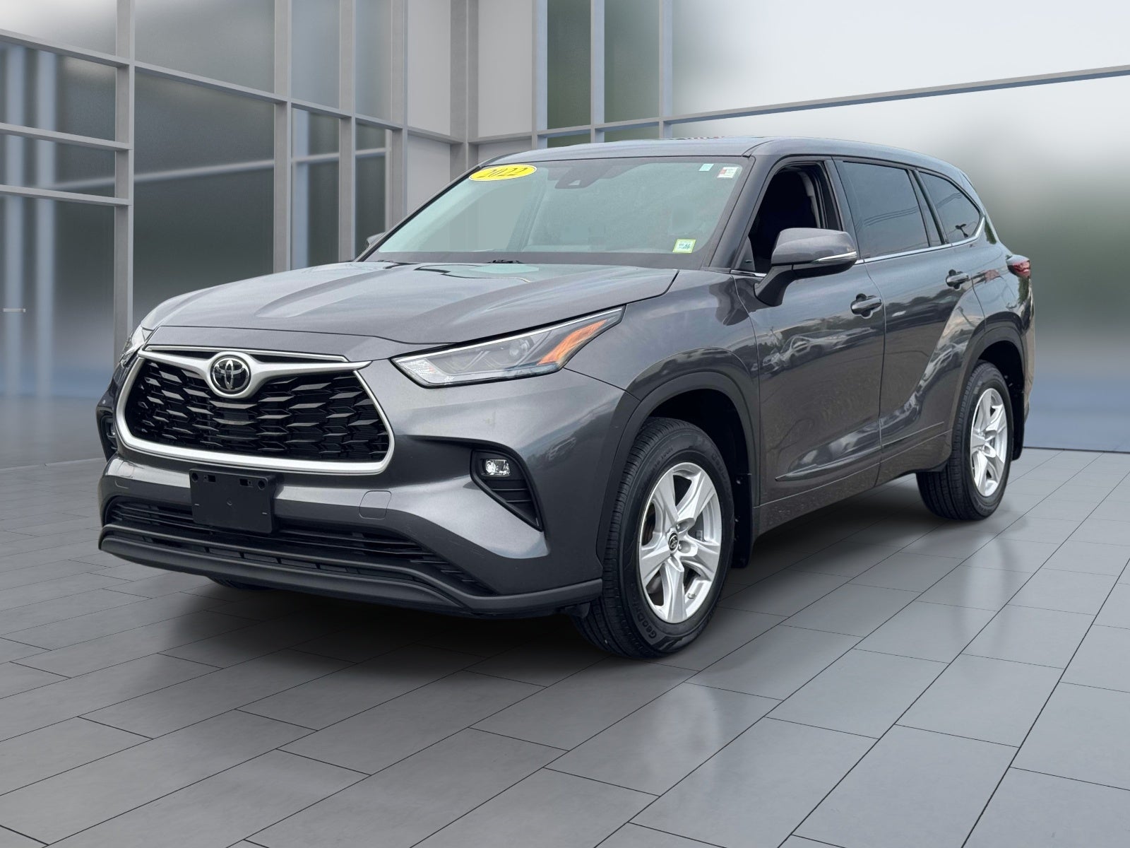 2022 Toyota Highlander LE