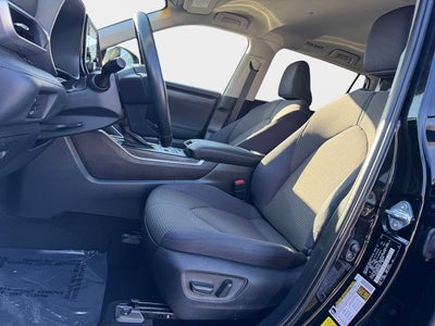 2022 Toyota Highlander LE