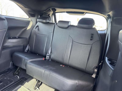 2025 Toyota Sienna Woodland Edition 7 Passenger