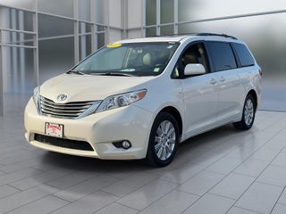 2017 Toyota Sienna XLE Premium 7 Passenger