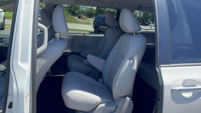 2020 Toyota Sienna Limited 7 Passenger