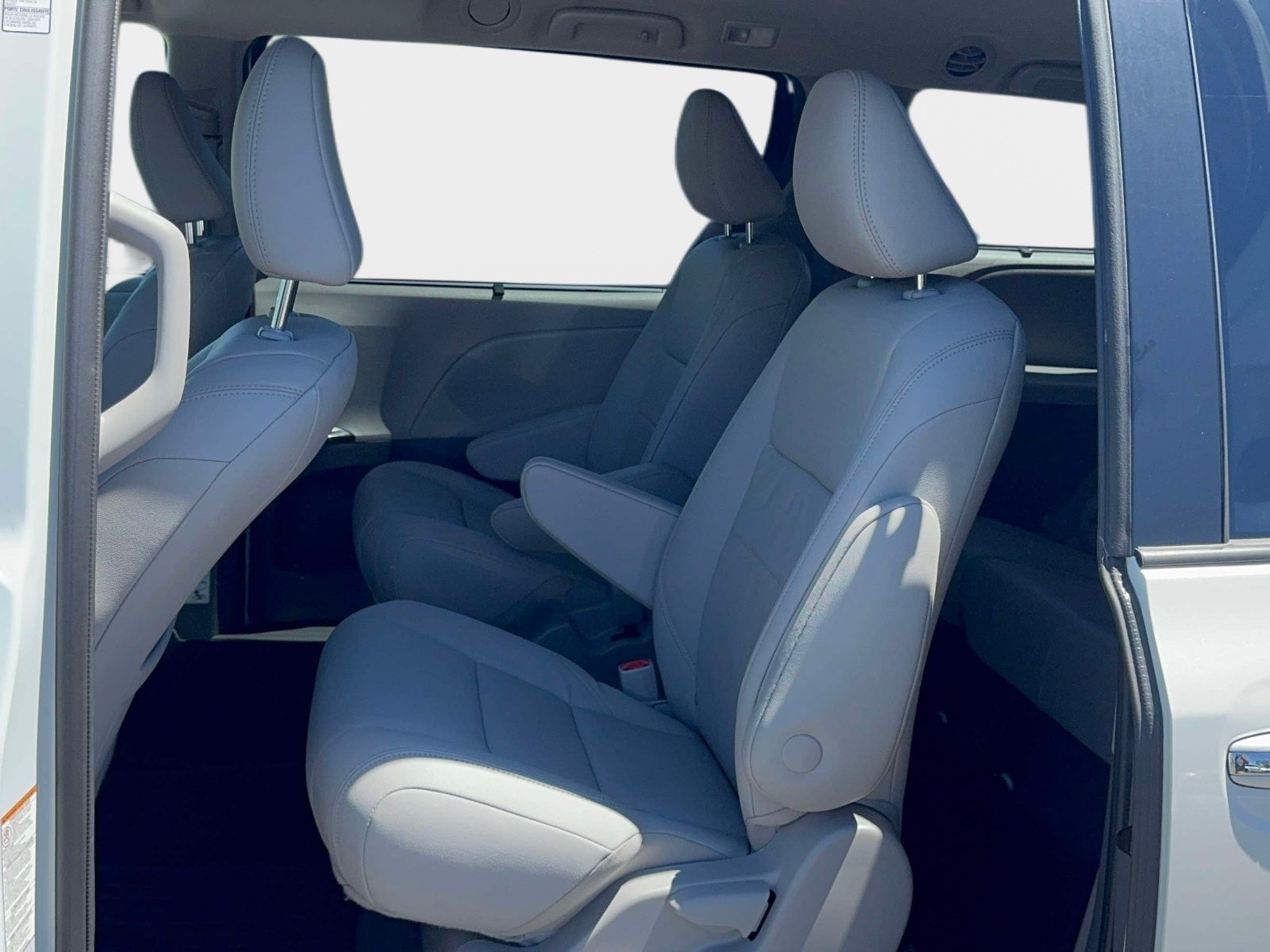 2020 Toyota Sienna Limited 7 Passenger