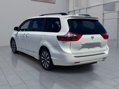 2020 Toyota Sienna Limited 7 Passenger