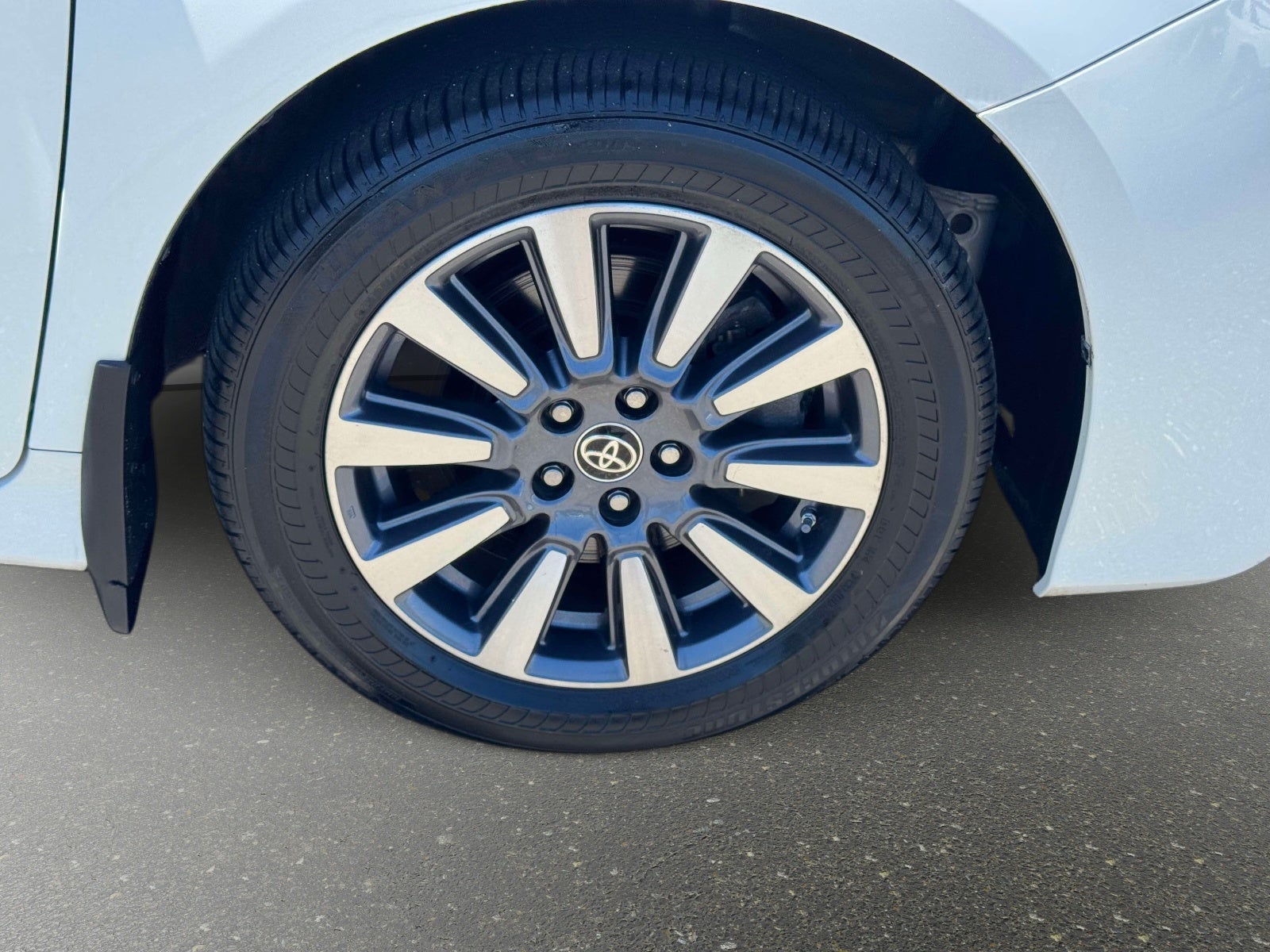 2020 Toyota Sienna Limited 7 Passenger