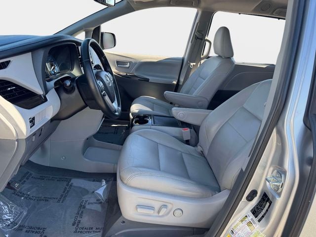 2018 Toyota Sienna XLE 7 Passenger