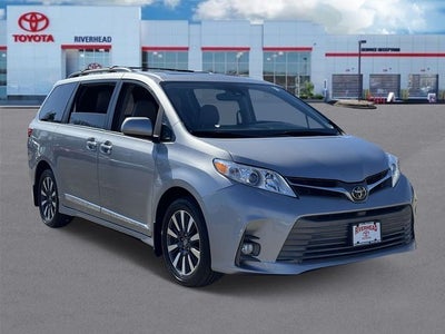 2018 Toyota Sienna XLE 7 Passenger