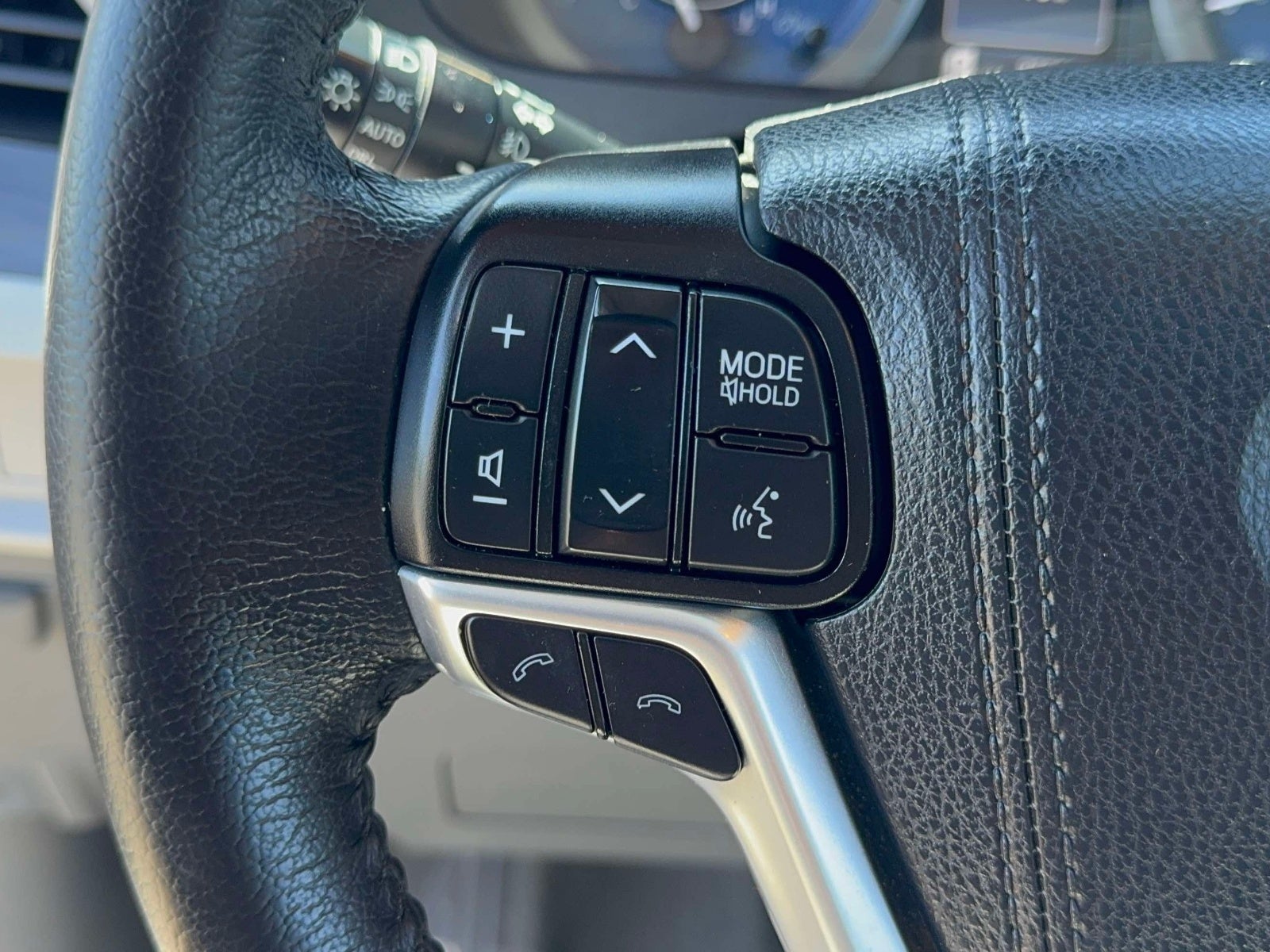 2020 Toyota Sienna XLE Premium 7 Passenger