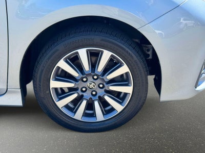 2020 Toyota Sienna XLE Premium 7 Passenger