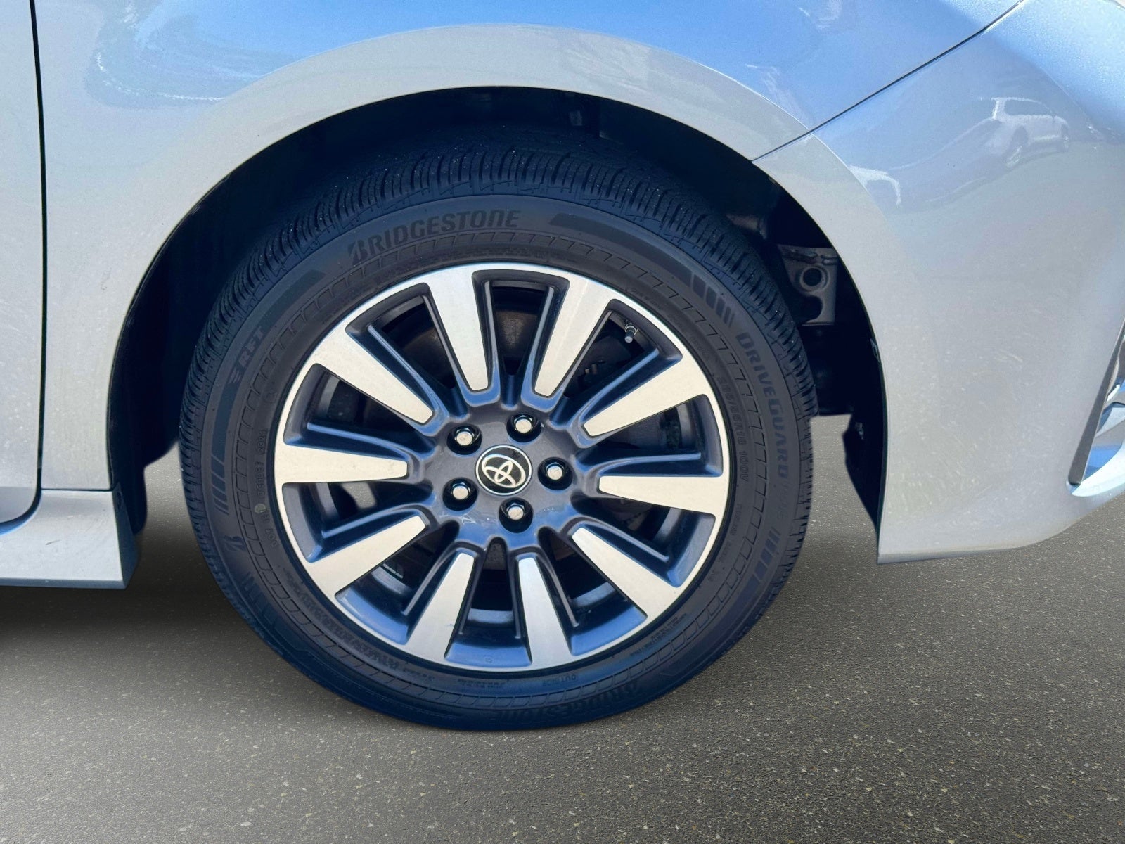 2020 Toyota Sienna XLE Premium 7 Passenger